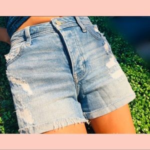 High-rise boyfriend short (vintage stretch)